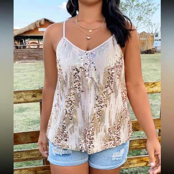 Luxe plus size sequins cami top - Picture 3 of 6